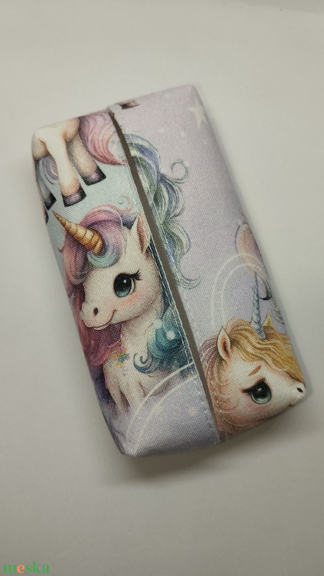Unicornisos-bélelt papírzsebkendő tartó - táska & tok - pénztárca & más tok - zsebkendőtartó tok - Meska.hu Unicornisos-bélelt papírzsebkendő tartó - táska & tok - pénztárca & más tok - zsebkendőtartó tok - Meska.hu
