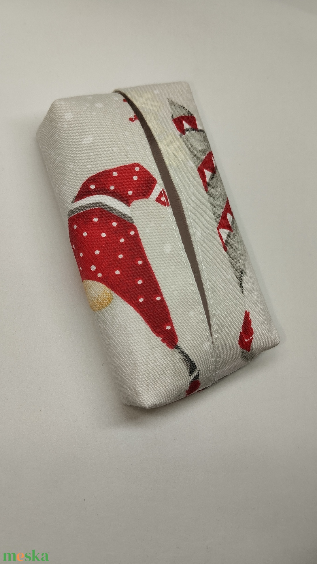Karácsonyi manók-piros-bélelt papírzsebkendő tartó - táska & tok - pénztárca & más tok - zsebkendőtartó tok - Meska.hu