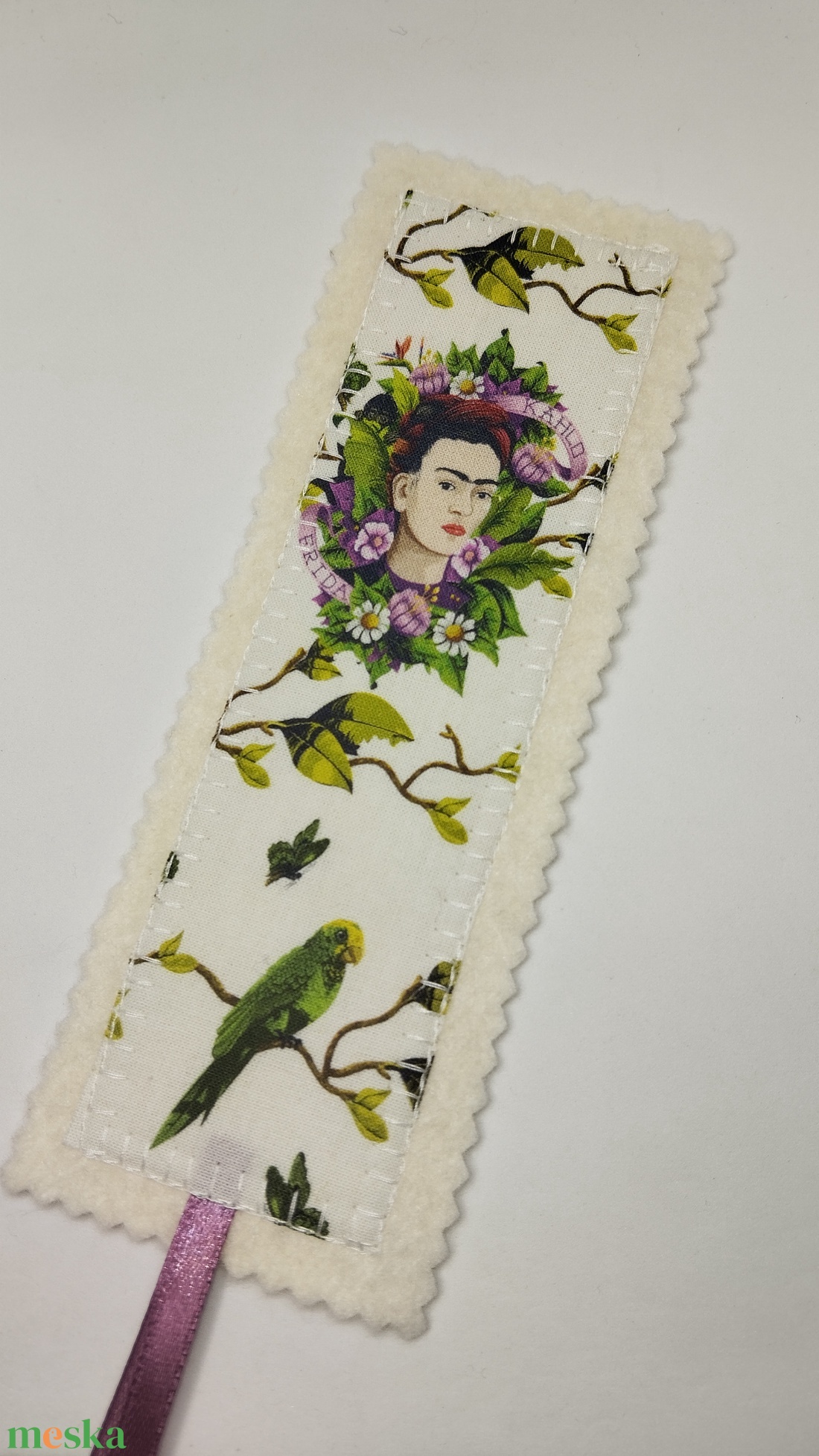 Frida Kahlo-könyvjelző - könyv & zene - könyvjelző - Meska.hu Frida Kahlo-könyvjelző - könyv & zene - könyvjelző - Meska.hu