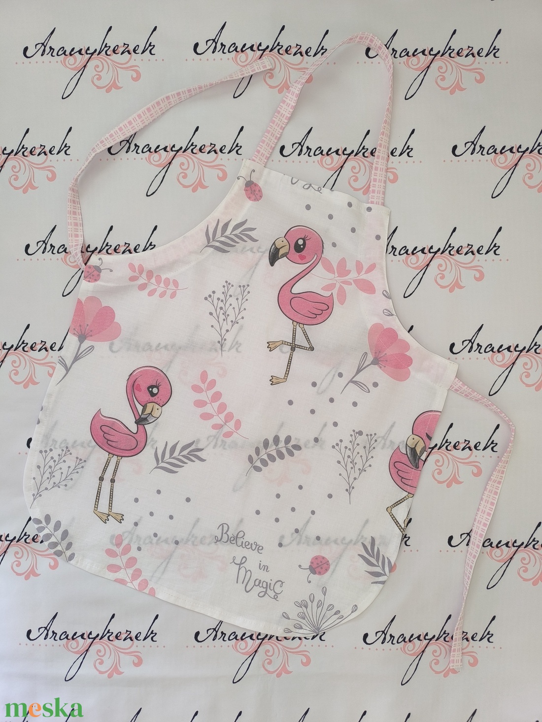 Kötény ovisoknak-Flamingós - otthon & életmód - konyhafelszerelés, tálalás - konyhai textil - kötény - Meska.hu