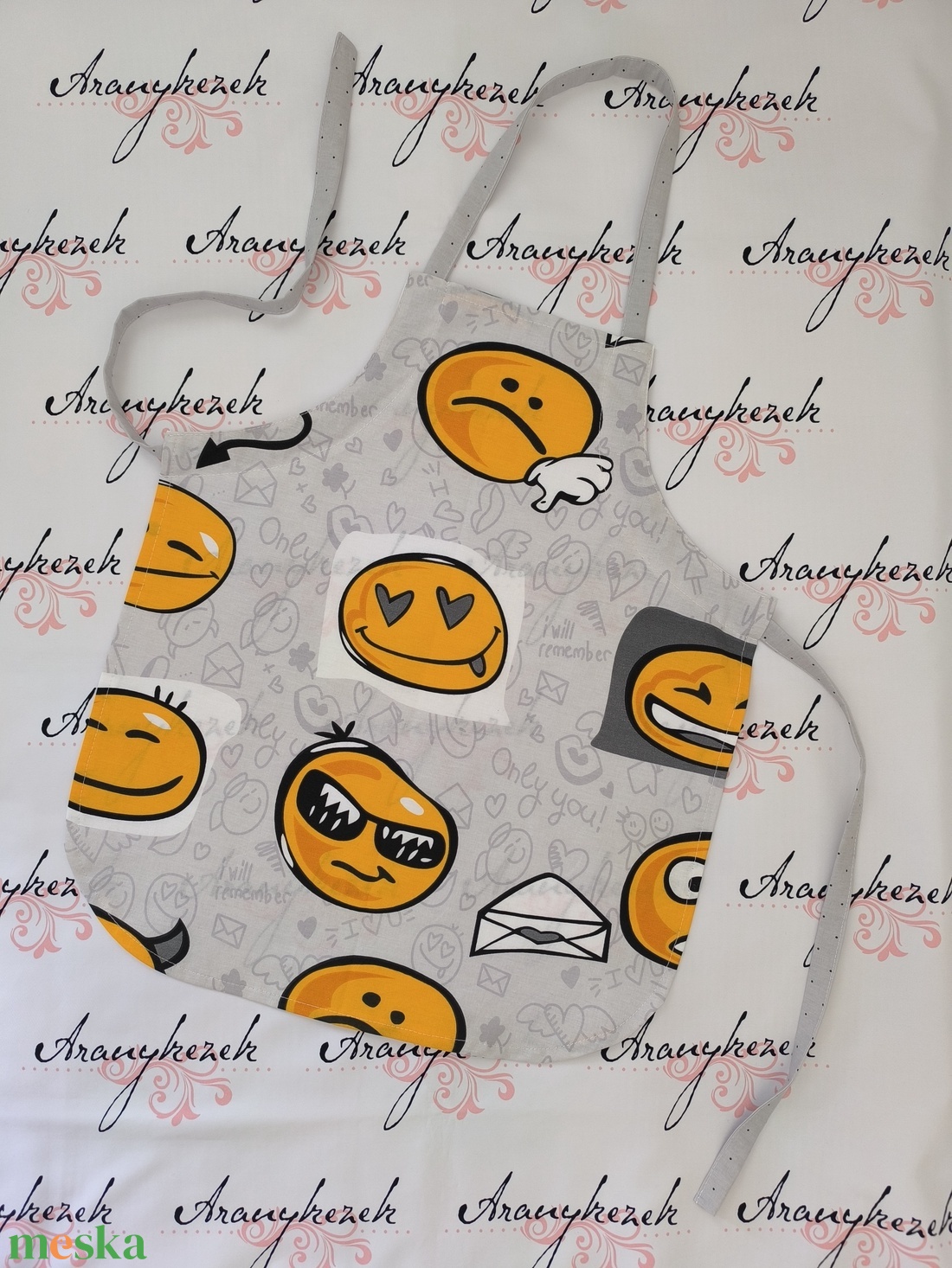 Kötény ovisoknak-Emojis - otthon & életmód - konyhafelszerelés, tálalás - konyhai textil - kötény - Meska.hu