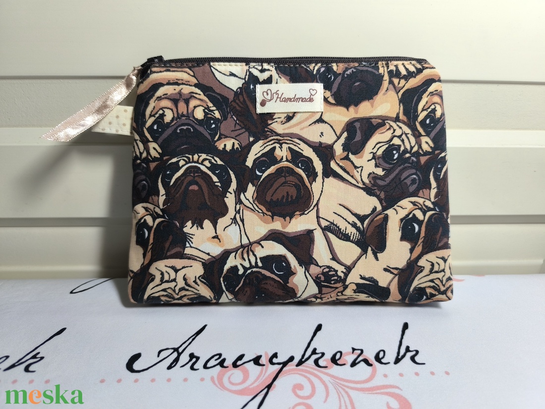 Mopszok -neszesszer L méretben  - táska & tok - neszesszer - Meska.hu