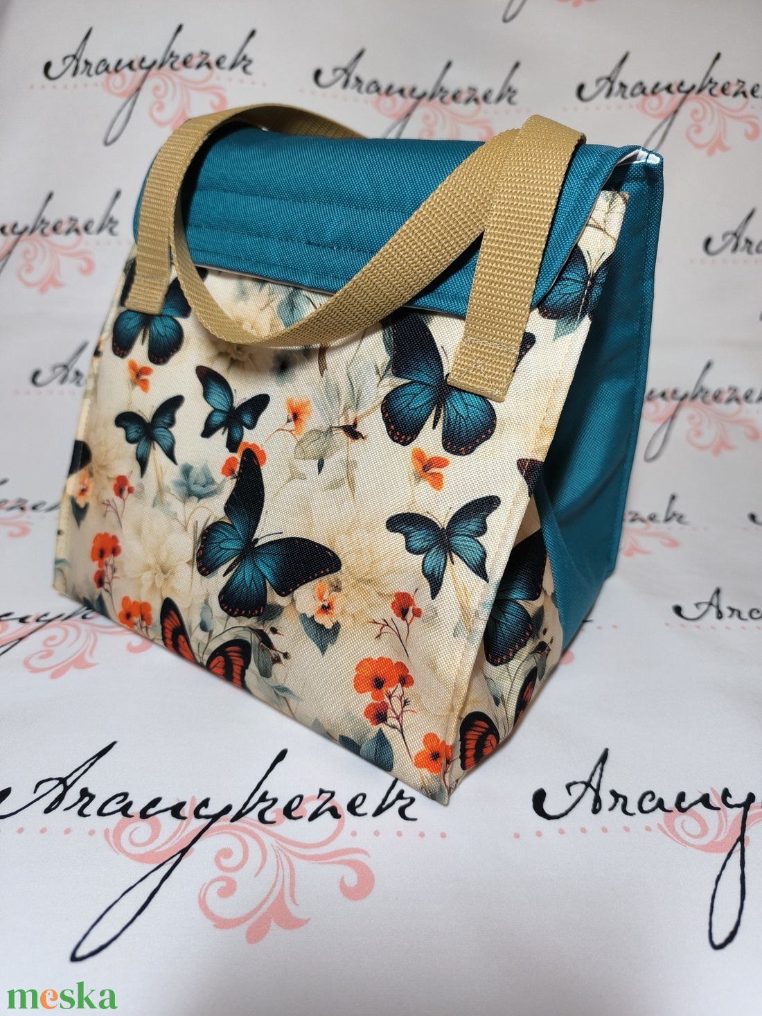 Pillangós ebédhordó táska, nagy méretű, vízálló anyagból PUL béléssel - táska & tok - uzsonna- & ebéd tartó - ebéd tasak, doboz - Meska.hu