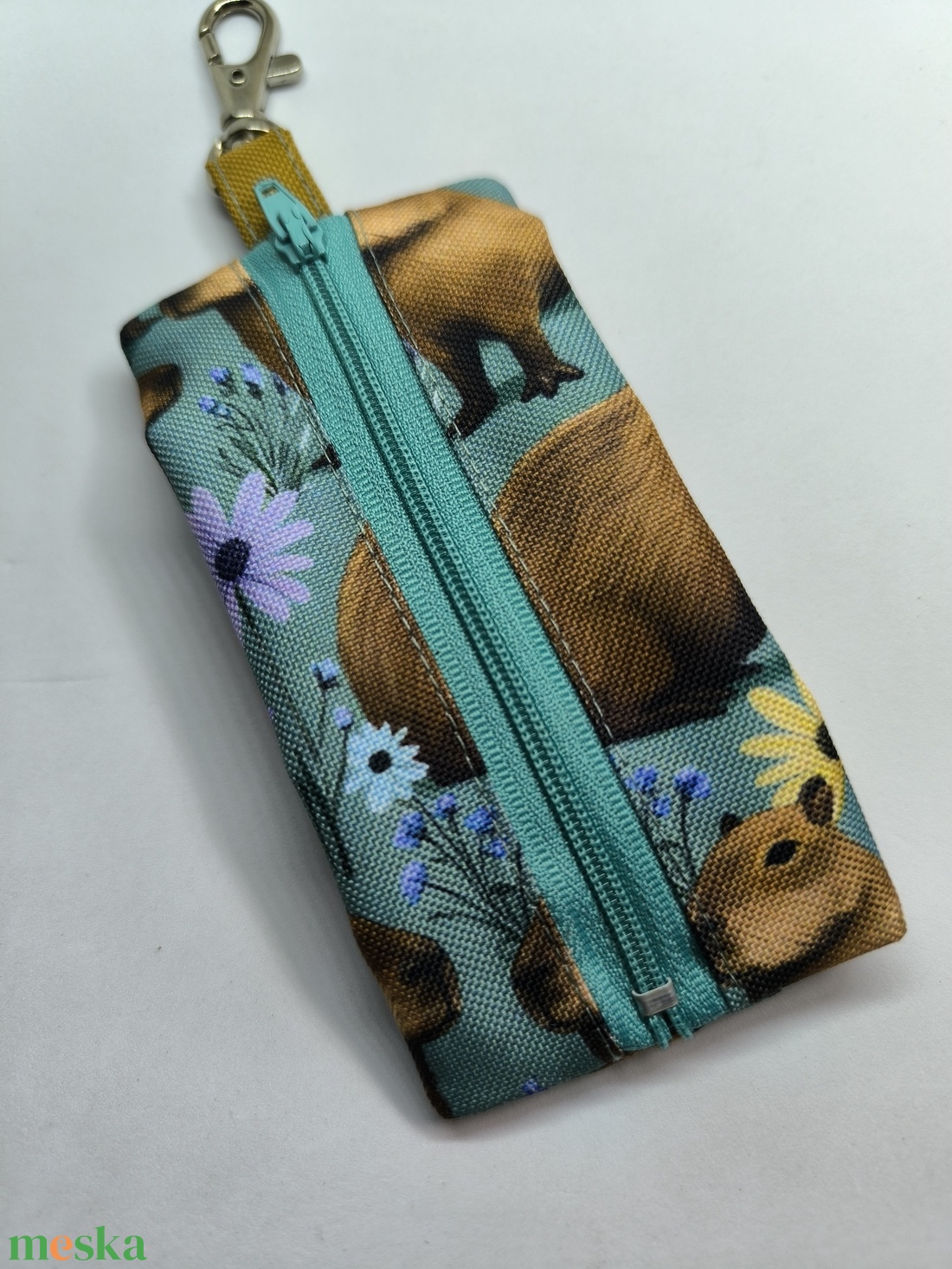 Capybara mintás kulcstartó- Vízálló design mintás anyagból - táska & tok - kulcstartó & táskadísz - kulcstartó - Meska.hu Capybara mintás kulcstartó- Vízálló design mintás anyagból - táska & tok - kulcstartó & táskadísz - kulcstartó - Meska.hu