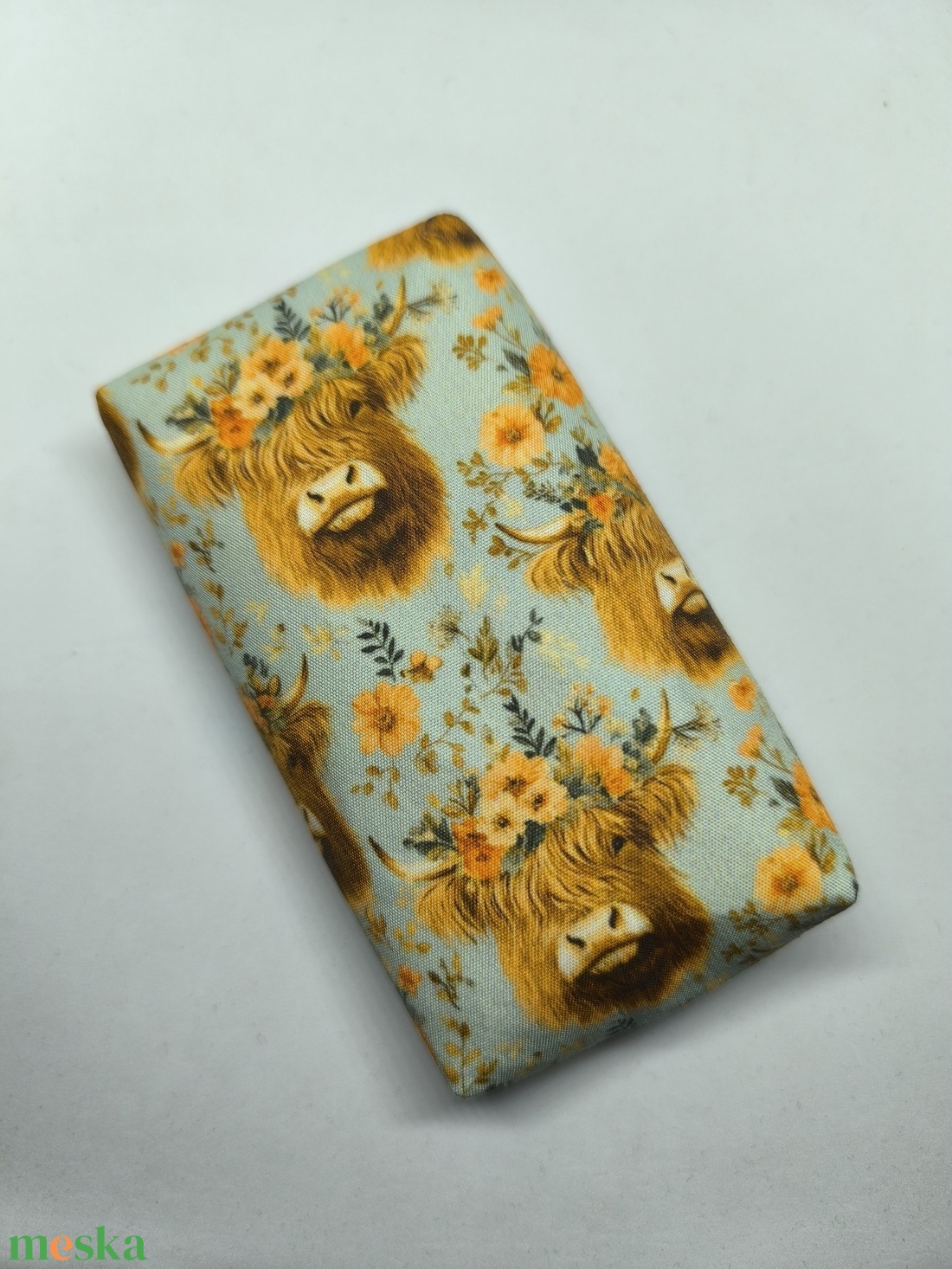 Skót-felföldi marha mintás mentazöld alapon-bélelt papírzsebkendő tartó - táska & tok - pénztárca & más tok - zsebkendőtartó tok - Meska.hu Skót-felföldi marha mintás mentazöld alapon-bélelt papírzsebkendő tartó - táska & tok - pénztárca & más tok - zsebkendőtartó tok - Meska.hu