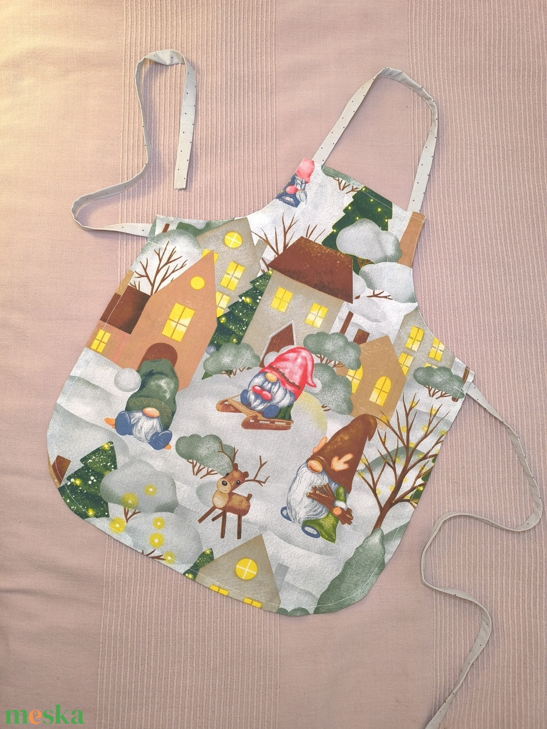 Kötény ovisoknak-Manók karácsony éjjelén  - otthon & életmód - konyhafelszerelés, tálalás - konyhai textil - kötény - Meska.hu