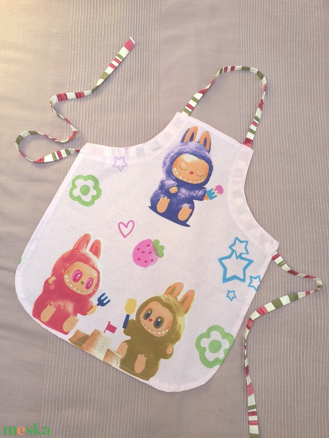 Kötény ovisoknak-Labubu - otthon & életmód - konyhafelszerelés, tálalás - konyhai textil - kötény - Meska.hu