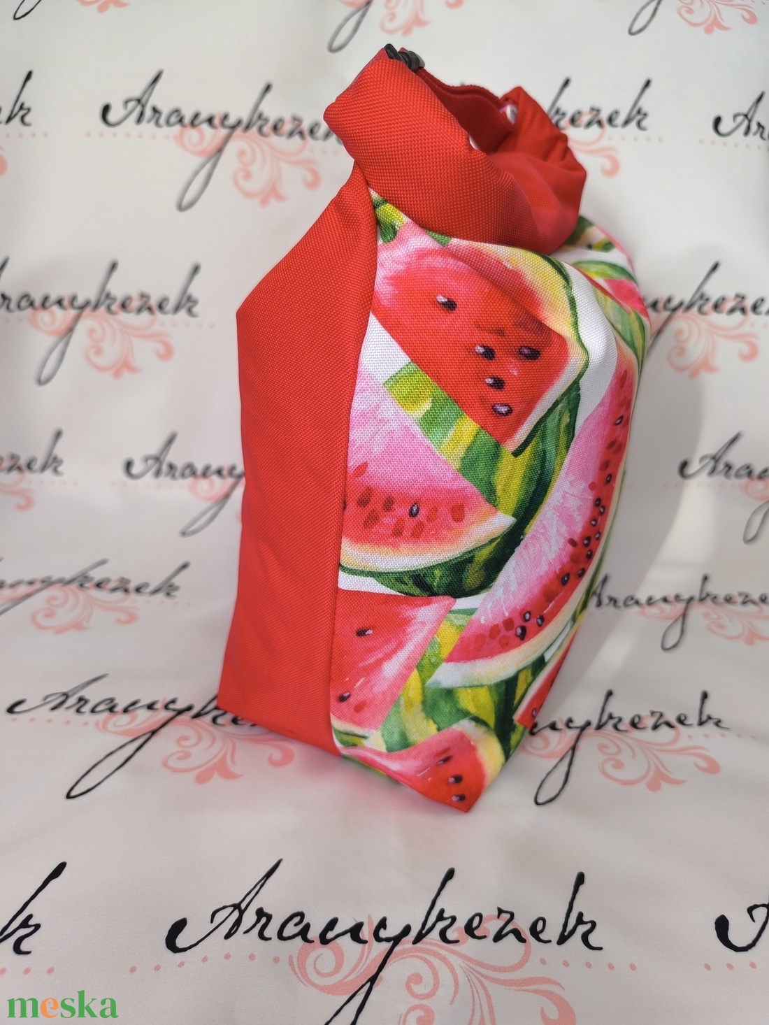 Görögdinnye mintás-Vízálló uzsonnás tasak kézben vihető-PUL béléssel-Vállon is viheted egy megvásárolható pánttal - táska & tok - uzsonna- & ebéd tartó - ebéd tasak, doboz - Meska.hu