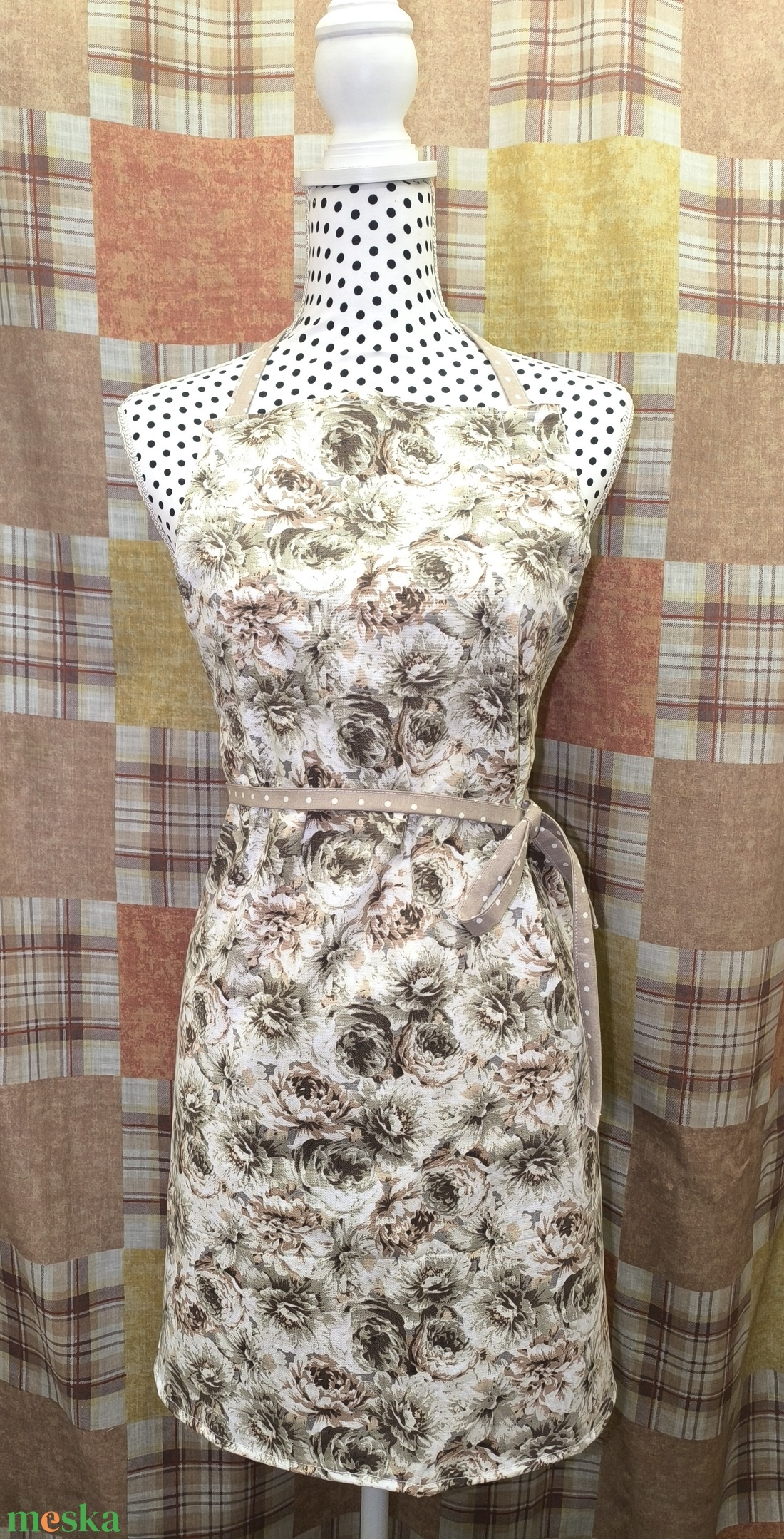 Női kötény - Rózsás lonetta - otthon & életmód - konyhafelszerelés, tálalás - konyhai textil - kötény - Meska.hu