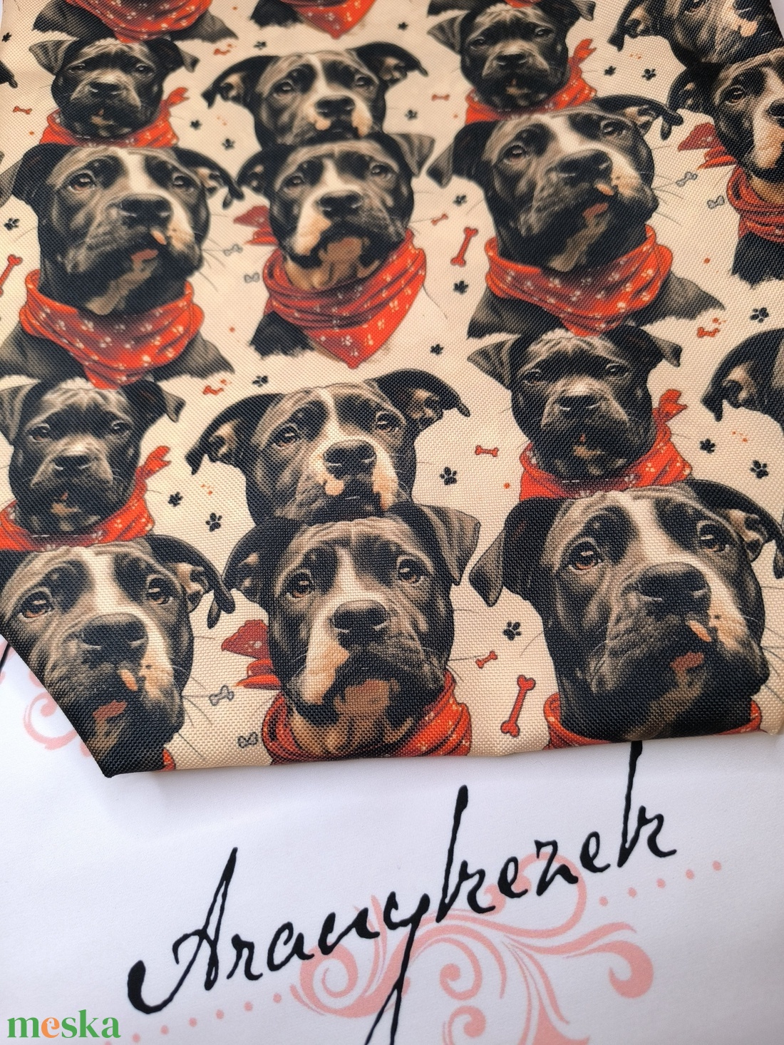 AmStaff-Vízálló uzsonnás tasak kézben vihető-PUL béléssel-Vállon is viheted egy megvásárolható pánttal - táska & tok - uzsonna- & ebéd tartó - ebéd tasak, doboz - Meska.hu