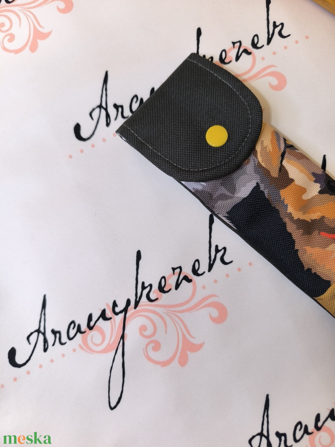 Kutyás 6.-vízlepergetős vászonból-furulyatok   - könyv & zene - hangszer & hangszertok - Meska.hu