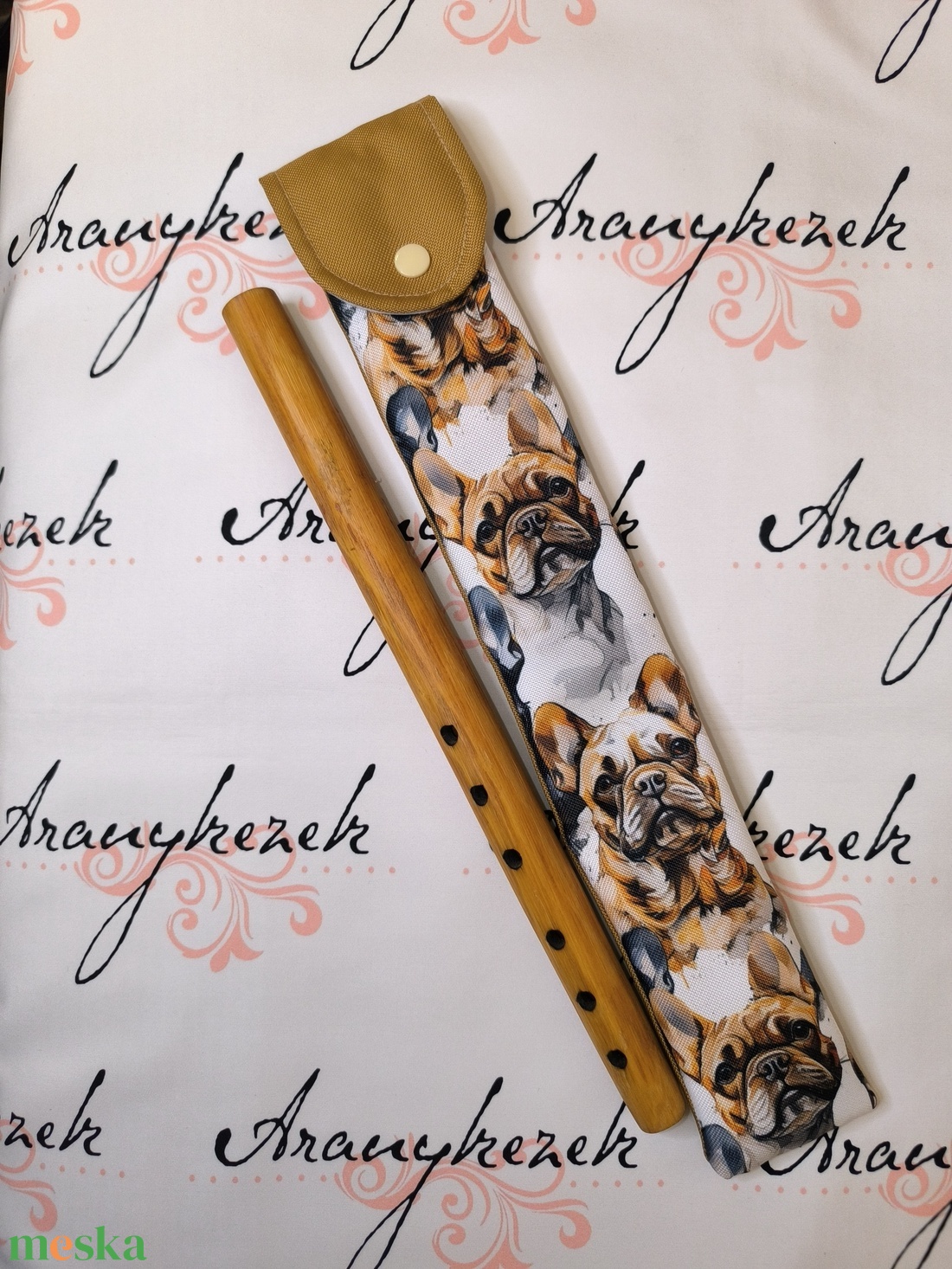 Francia bulldogos-vízlepergetős vászonból-furulyatok   - könyv & zene - hangszer & hangszertok - Meska.hu