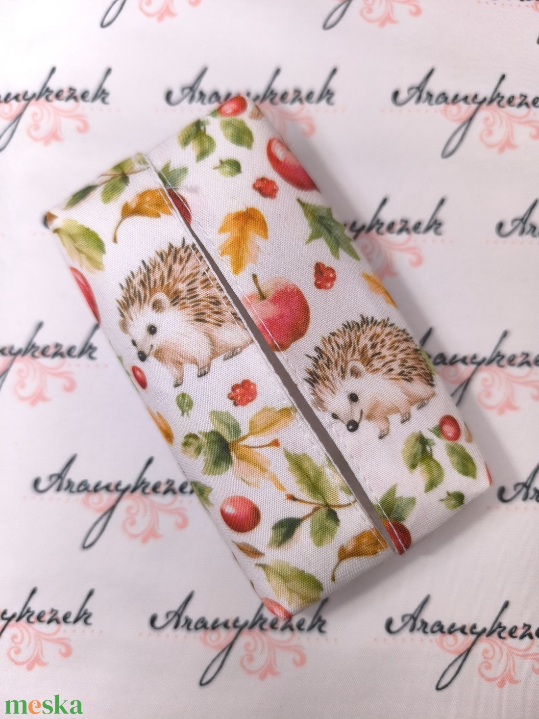 Sünis-bélelt papírzsebkendő tartó - táska & tok - pénztárca & más tok - zsebkendőtartó tok - Meska.hu