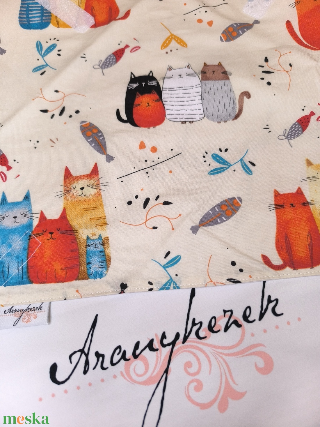 Vidám színes cicák-újraszalvéta - táska & tok - uzsonna- & ebéd tartó - szendvics csomagoló - Meska.hu