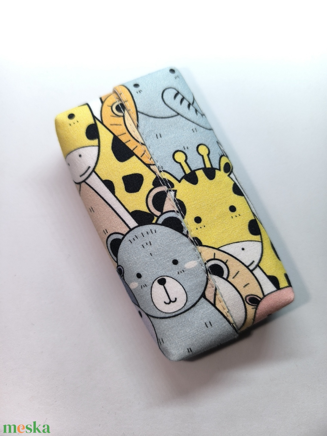 Vidám állatos-bélelt papírzsebkendő tartó - táska & tok - pénztárca & más tok - zsebkendőtartó tok - Meska.hu