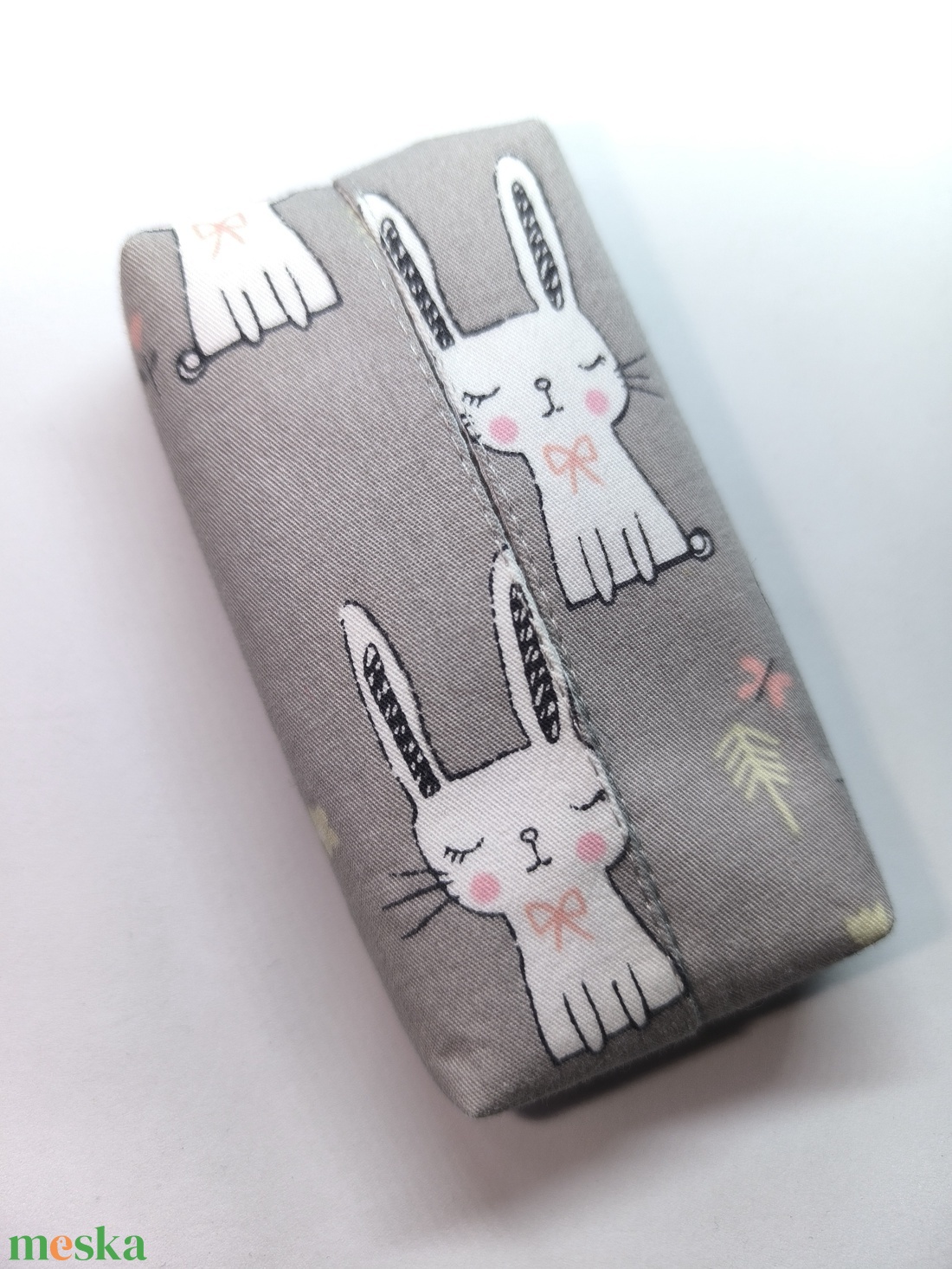 Nyuszis bélelt zsepitartó - táska & tok - pénztárca & más tok - zsebkendőtartó tok - Meska.hu