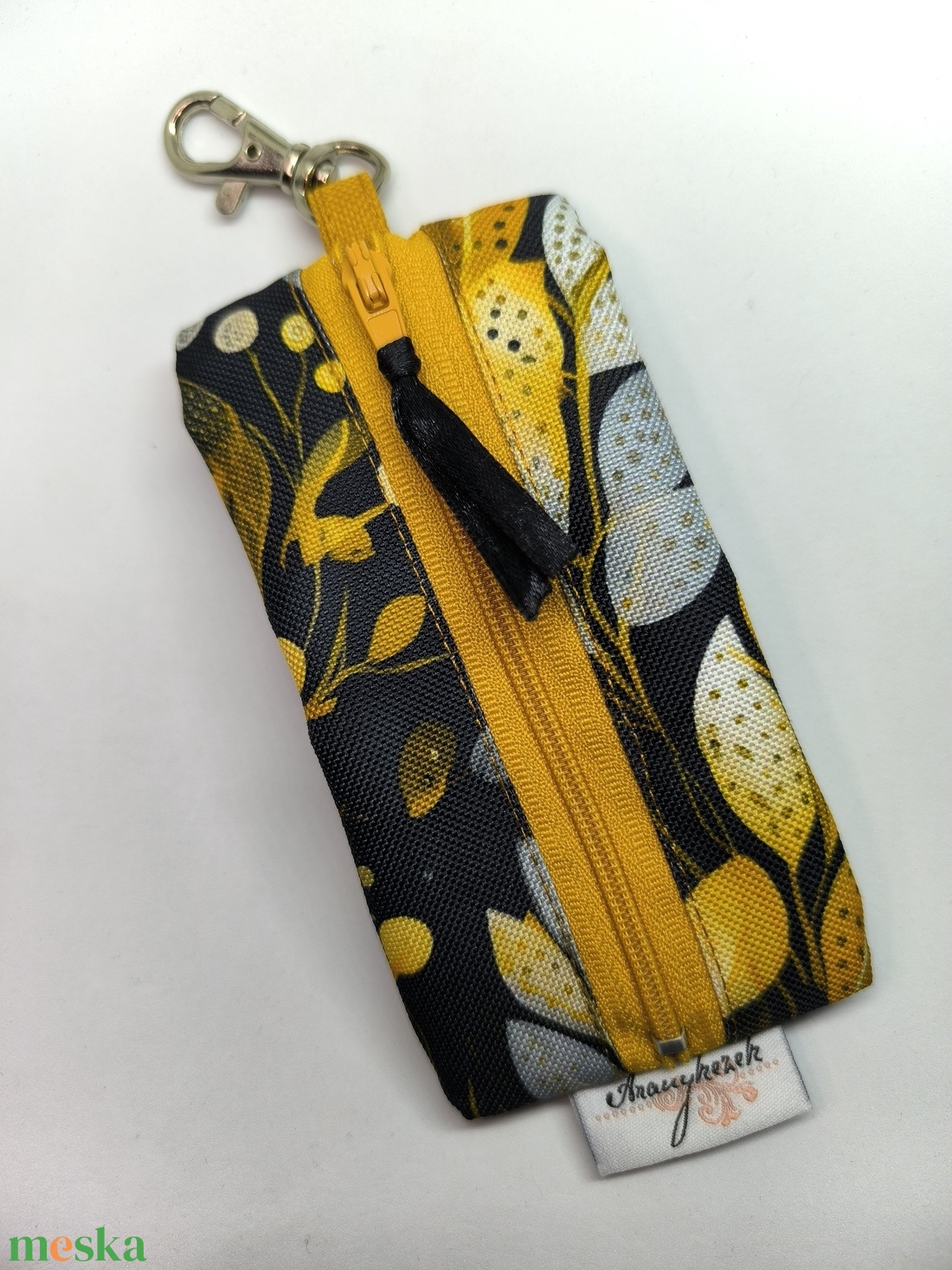 Arany levél mintás kulcstartó- Vízálló design mintás anyagból - táska & tok - kulcstartó & táskadísz - kulcstartó - Meska.hu
