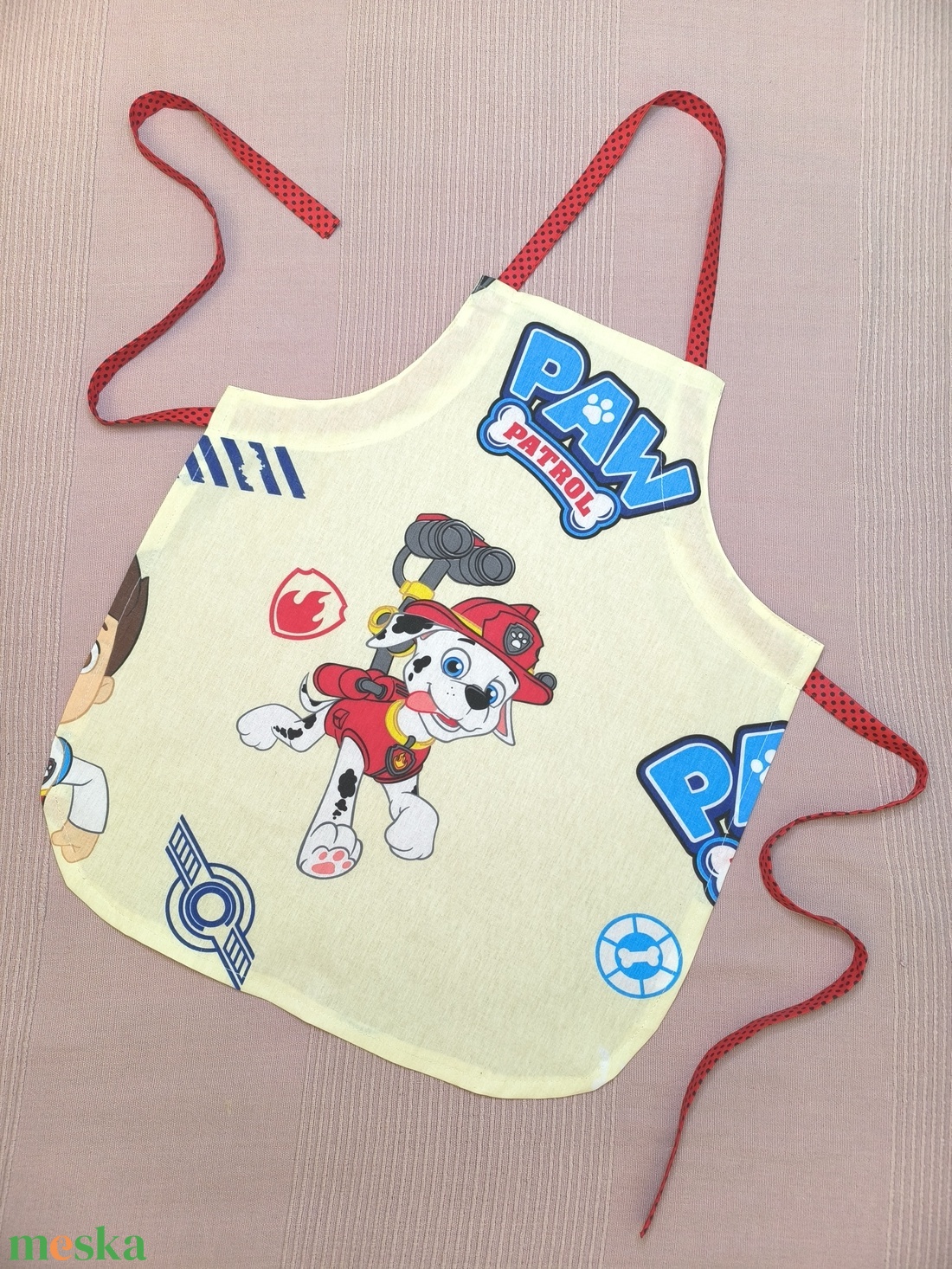 Kötény ovisoknak- Mancsőrjáratos - otthon & életmód - konyhafelszerelés, tálalás - konyhai textil - kötény - Meska.hu