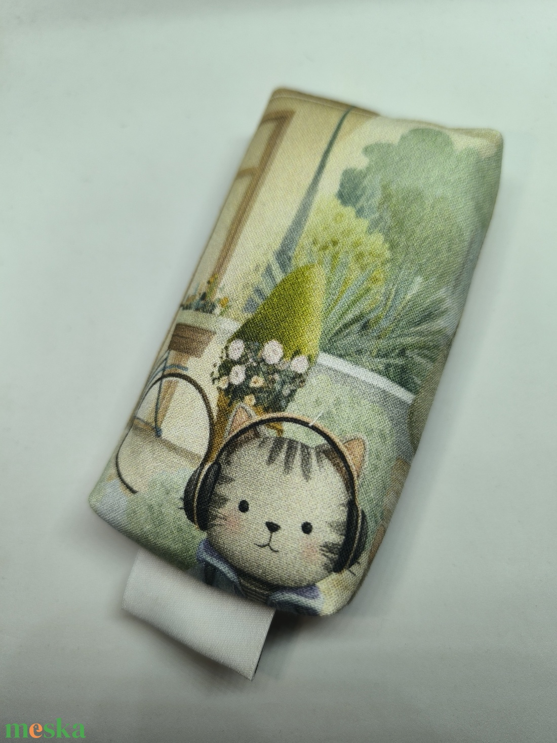 Cica város lakói-bélelt papírzsebkendő tartó  - táska & tok - pénztárca & más tok - zsebkendőtartó tok - Meska.hu