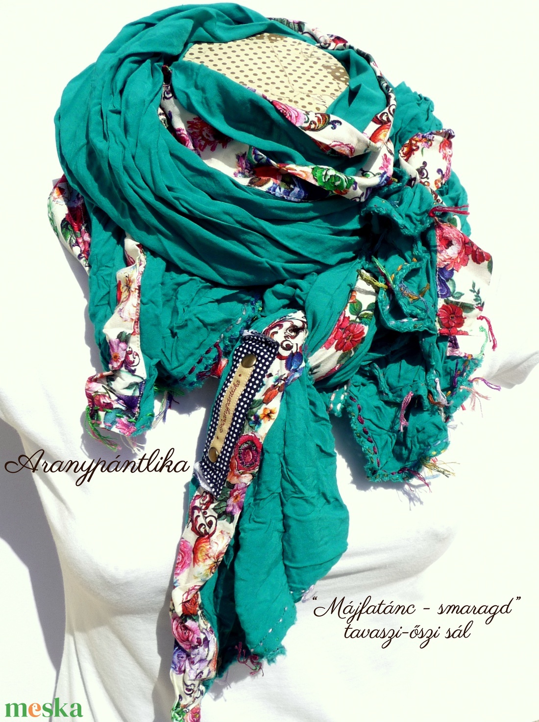 Májfatánc - smaragd tavaszi-őszi sál (Aranypántlika) - ruha & divat - sál, sapka, kendő - sál - Meska.hu Májfatánc - smaragd tavaszi-őszi sál (Aranypántlika) - ruha & divat - sál, sapka, kendő - sál - Meska.hu