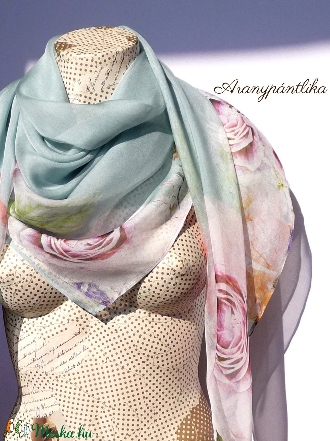 Halvány türkiz hernyóselyem kendő  (1 x 1 m) - ruha & divat - sál, sapka, kendő - kendő - Meska.hu Halvány türkiz hernyóselyem kendő  (1 x 1 m) - ruha & divat - sál, sapka, kendő - kendő - Meska.hu