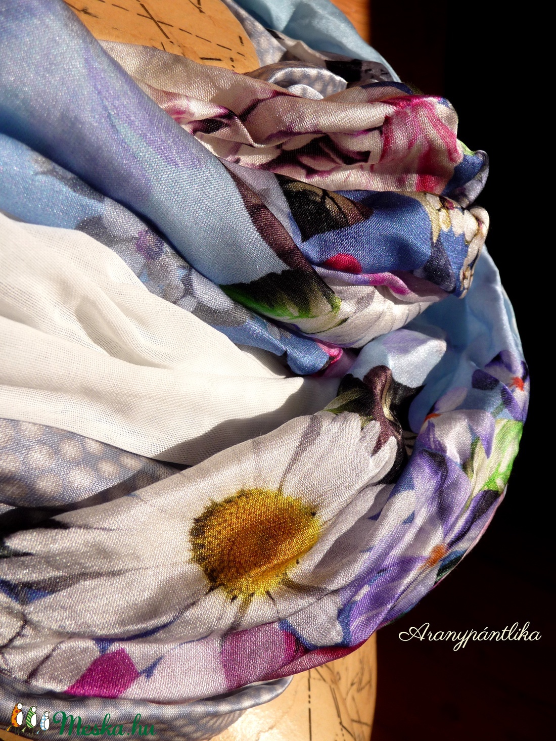 Csokréta EXTRA SZÉLES hernyóselyem-viszkóz selyem csősál - Aranypántlika - ruha & divat - sál, sapka, kendő - sál - Meska.hu Csokréta EXTRA SZÉLES hernyóselyem-viszkóz selyem csősál - Aranypántlika - ruha & divat - sál, sapka, kendő - sál - Meska.hu