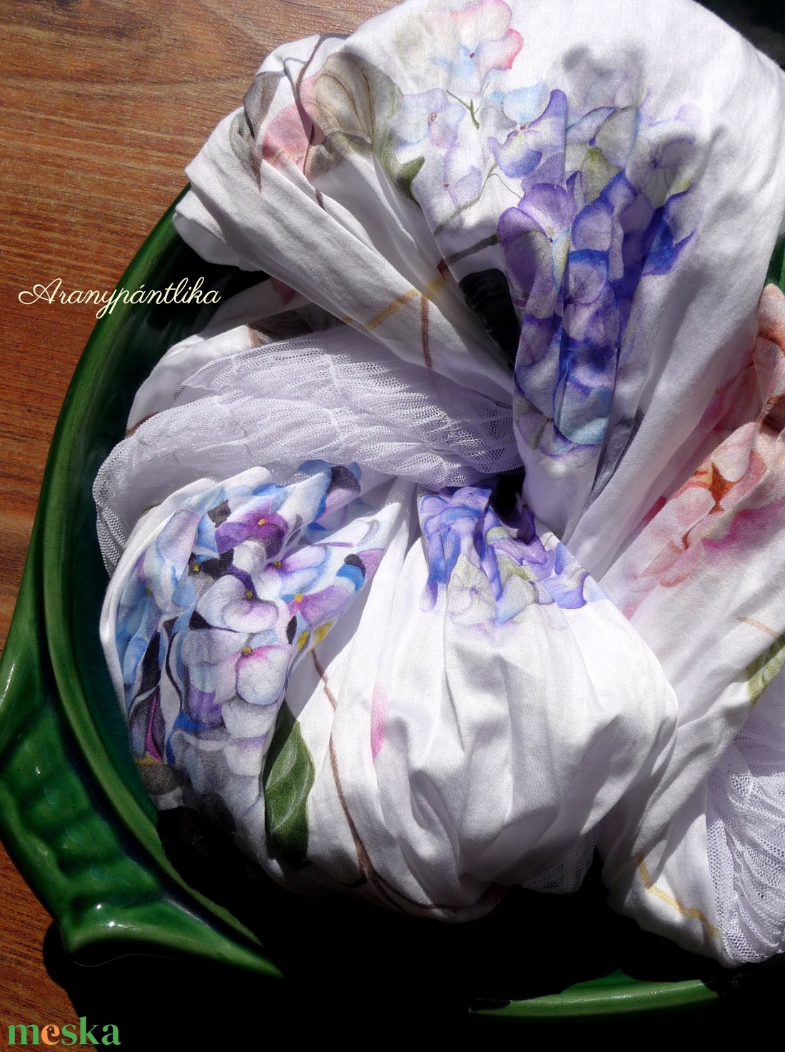 Hortenziás tüllösöm EXTRA SZÉLES csősál - Aranypántlika - ruha & divat - sál, sapka, kendő - sál - Meska.hu Hortenziás tüllösöm EXTRA SZÉLES csősál - Aranypántlika - ruha & divat - sál, sapka, kendő - sál - Meska.hu