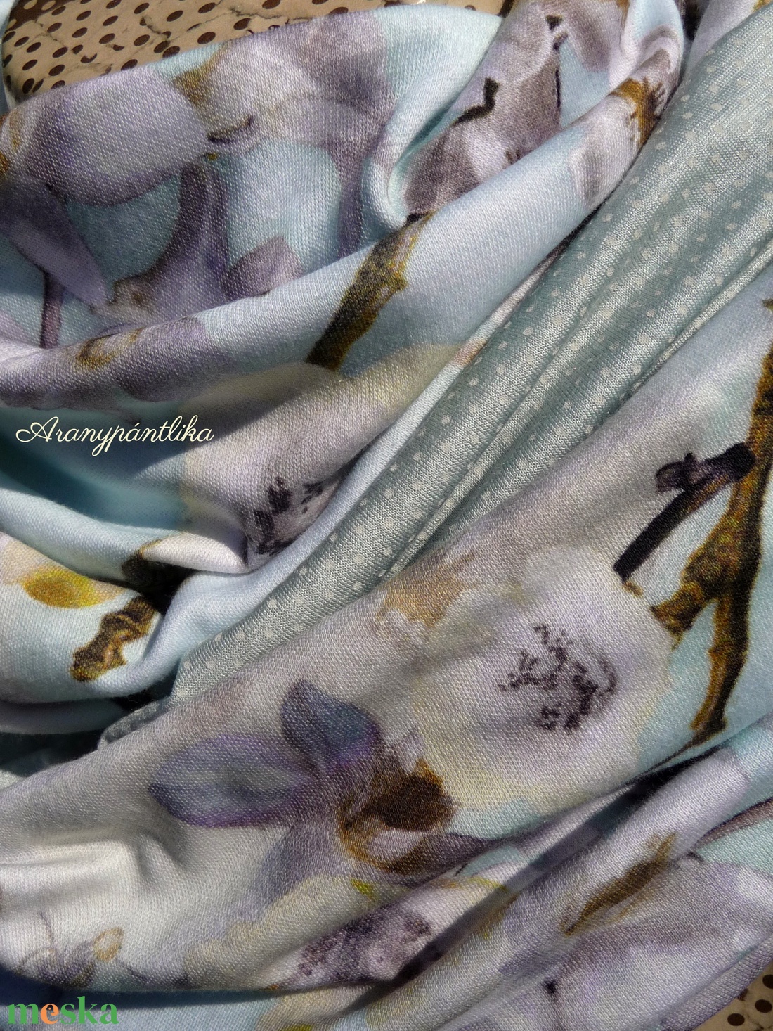 Menta-tejszín (orchideás) pamut csősál - Aranypántlika - ruha & divat - sál, sapka, kendő - sál - Meska.hu Menta-tejszín (orchideás) pamut csősál - Aranypántlika - ruha & divat - sál, sapka, kendő - sál - Meska.hu