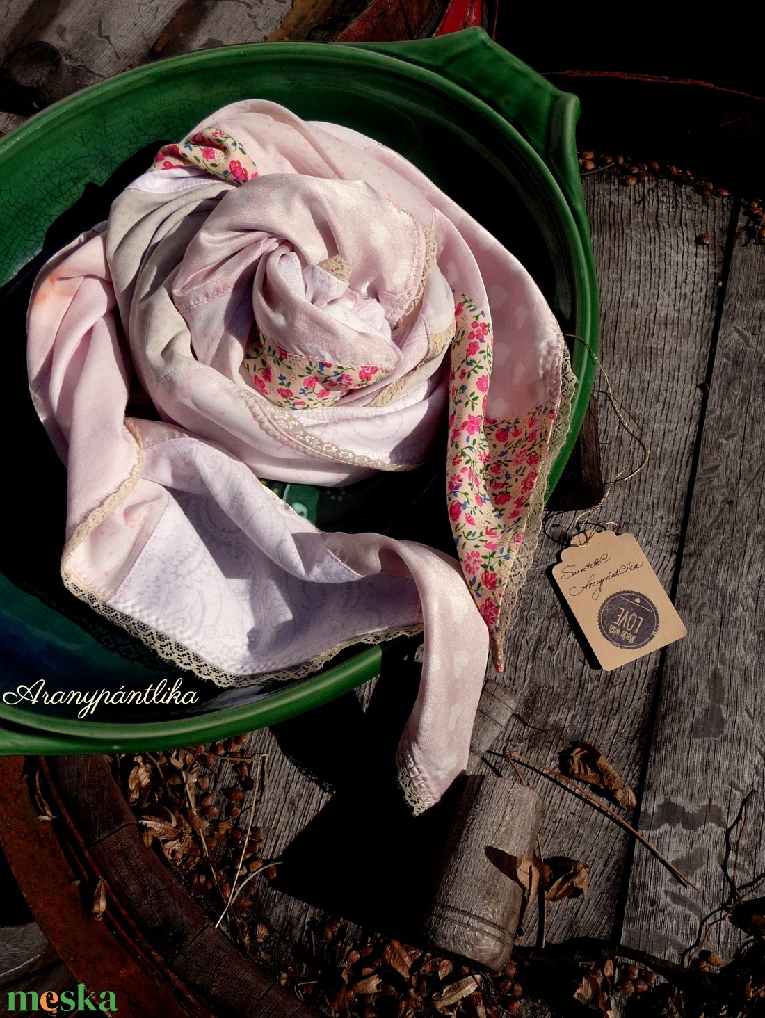 Csicsergő csipkés sálkendő - Aranypántlika  - ruha & divat - sál, sapka, kendő - kendő - Meska.hu Csicsergő csipkés sálkendő - Aranypántlika  - ruha & divat - sál, sapka, kendő - kendő - Meska.hu