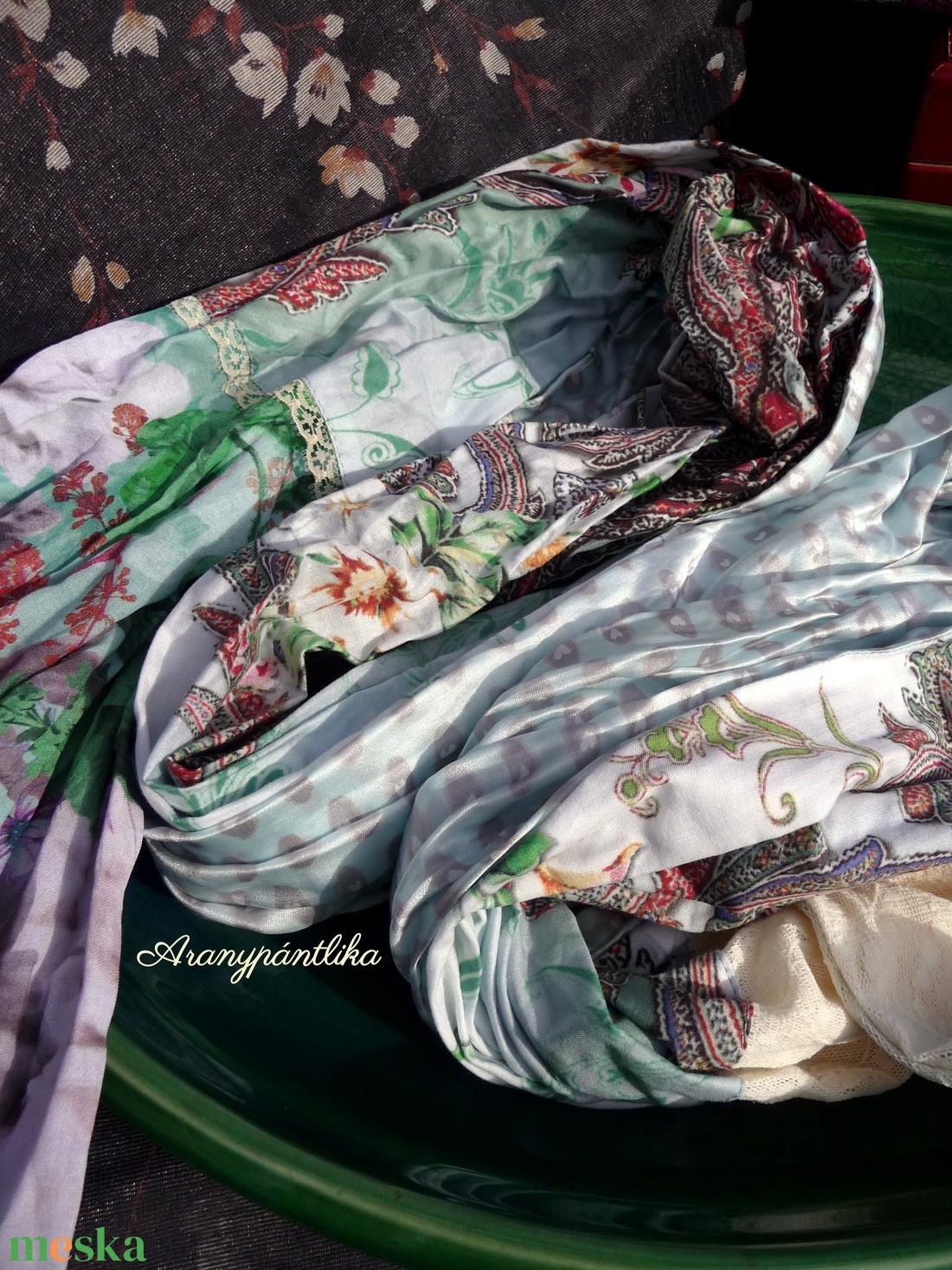 Tavaszi csipkementa - Aranypántlika - ruha & divat - sál, sapka, kendő - sál - Meska.hu Tavaszi csipkementa - Aranypántlika - ruha & divat - sál, sapka, kendő - sál - Meska.hu