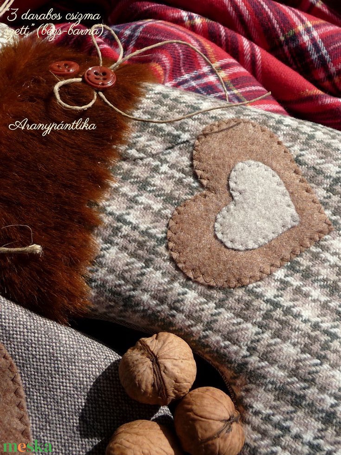 3 db szőrmés mikulás csizma (bézsek) - karácsony - mikulás - mikulás csizma és zokni - Meska.hu