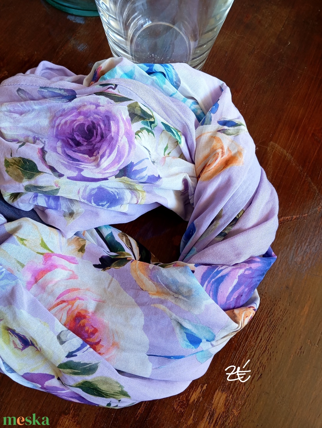 Pasztell lila csősál rózsákkal  - ruha & divat - sál, sapka, kendő - sál - Meska.hu