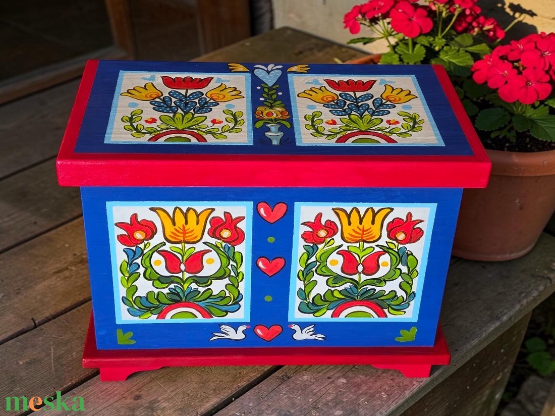 Tulipános Láda, festett láda - közepes méretben - otthon & életmód - bútor - más bútor - Meska.hu