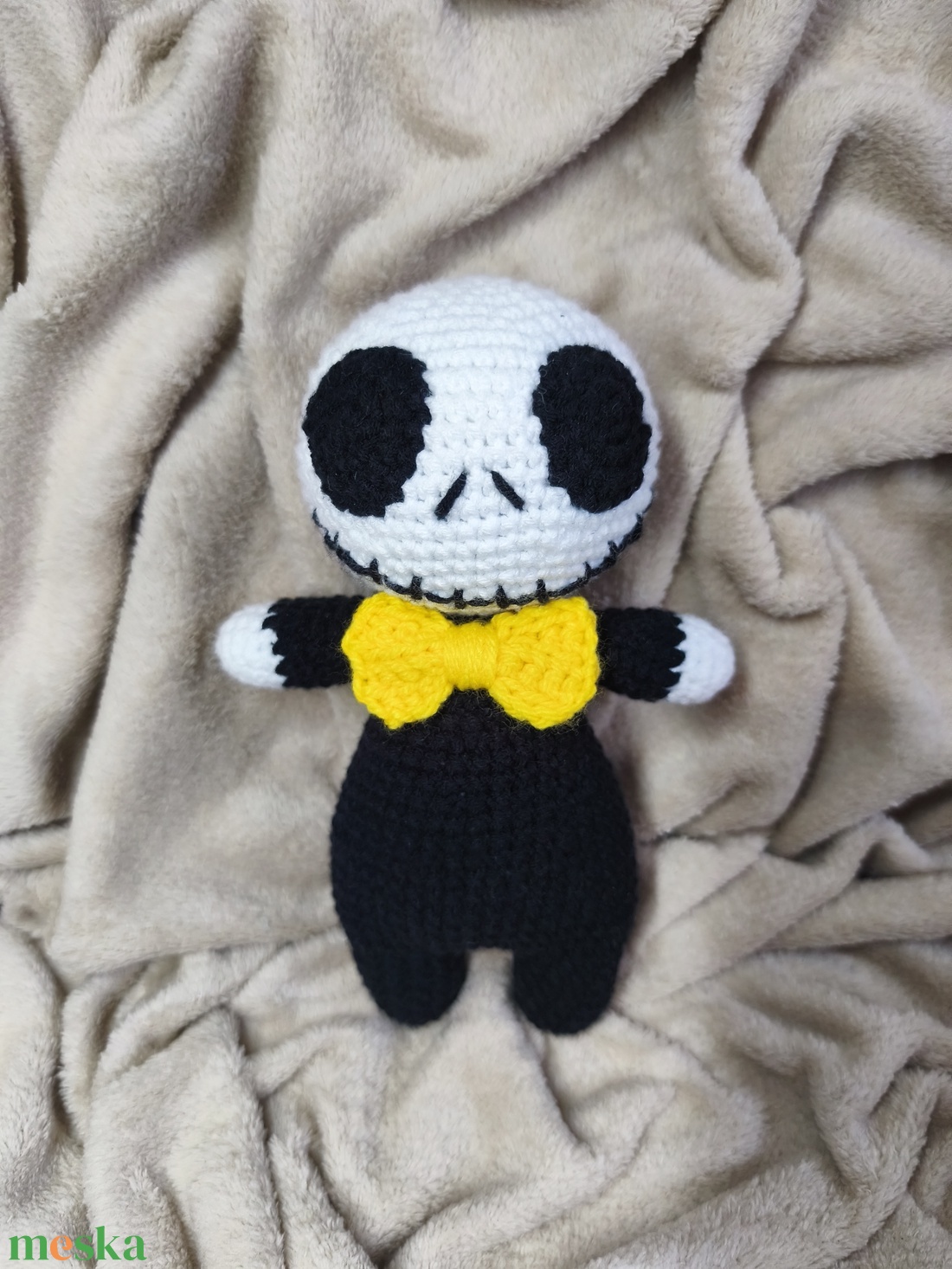 Horgolt csontváz - otthon & életmód - dekoráció - halloween - halloweeni figurák - Meska.hu