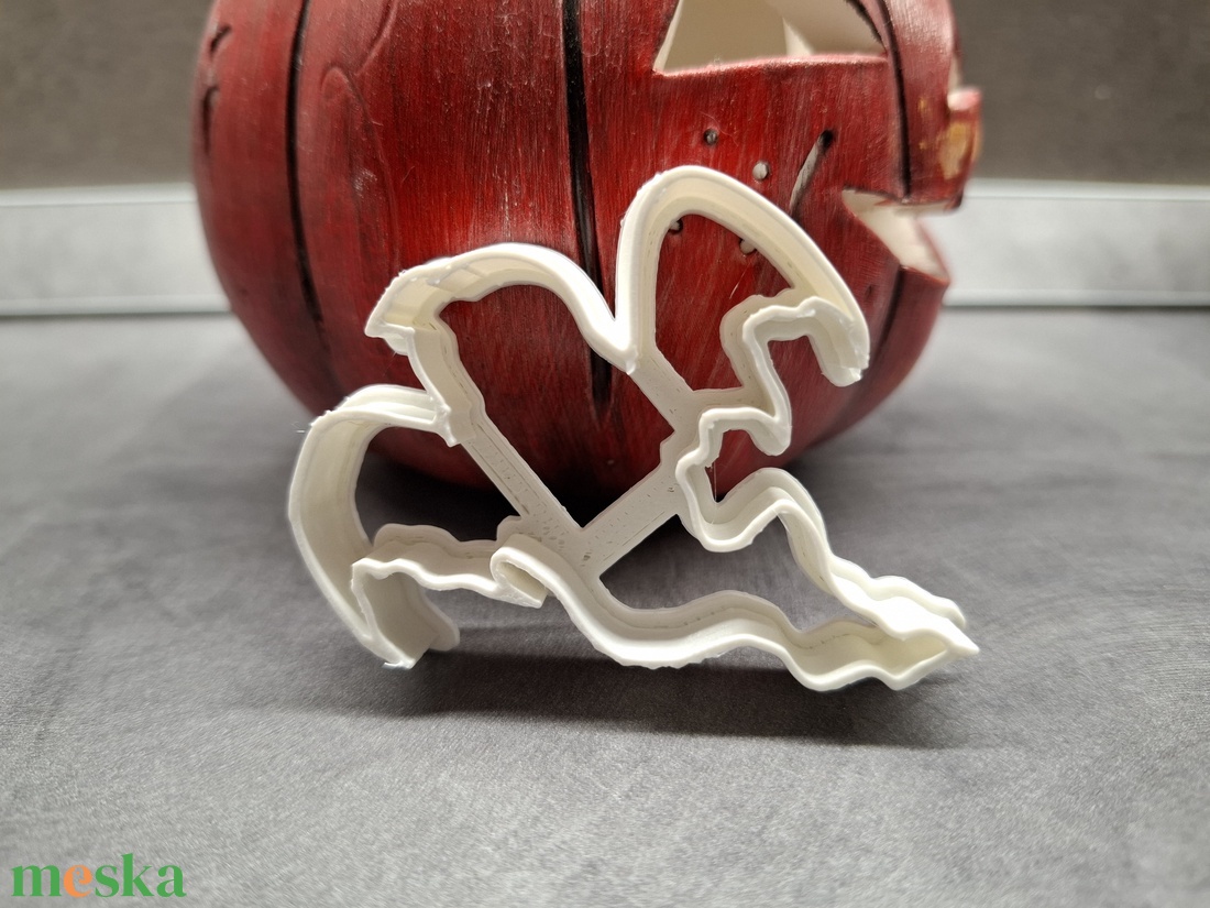 Szellem sütiforma - otthon & életmód - dekoráció - halloween - halloweeni sütikiszúrók - Meska.hu Szellem sütiforma - otthon & életmód - dekoráció - halloween - halloweeni sütikiszúrók - Meska.hu