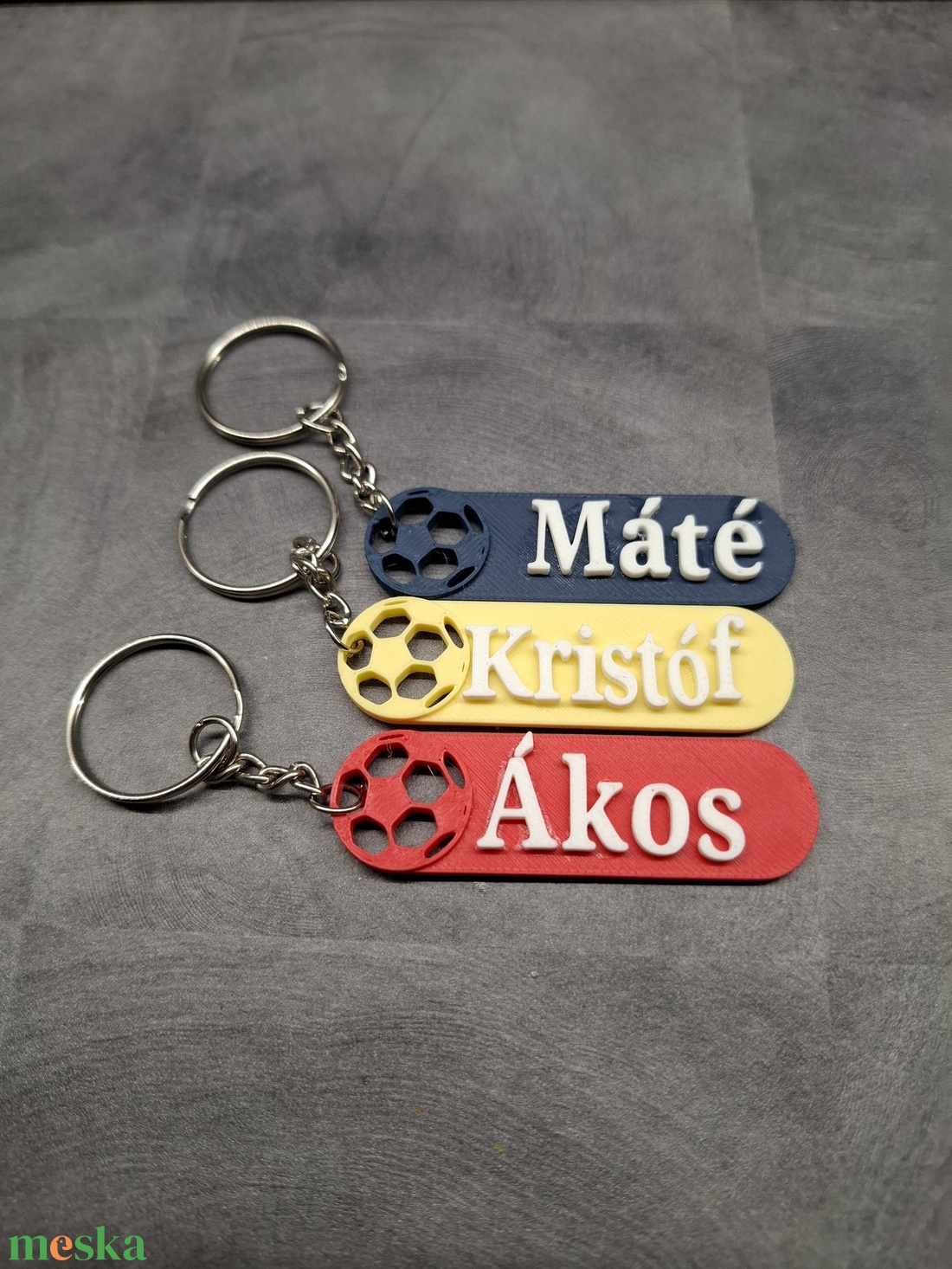 Focis kulcstartó - táska & tok - kulcstartó & táskadísz - kulcstartó - Meska.hu