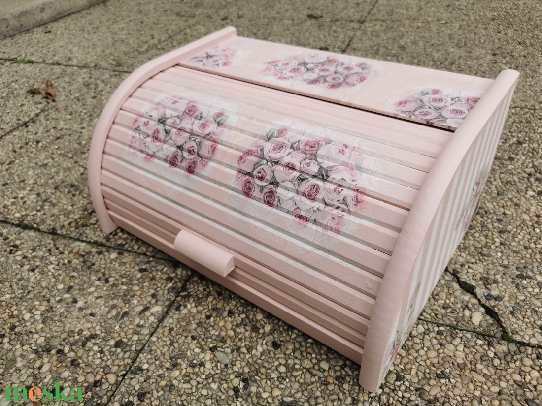 Tihany a konyhában - levendulás fa kenyértartó - otthon & életmód - konyhafelszerelés, tálalás - konyhai tárolás - kenyértartó - Meska.hu