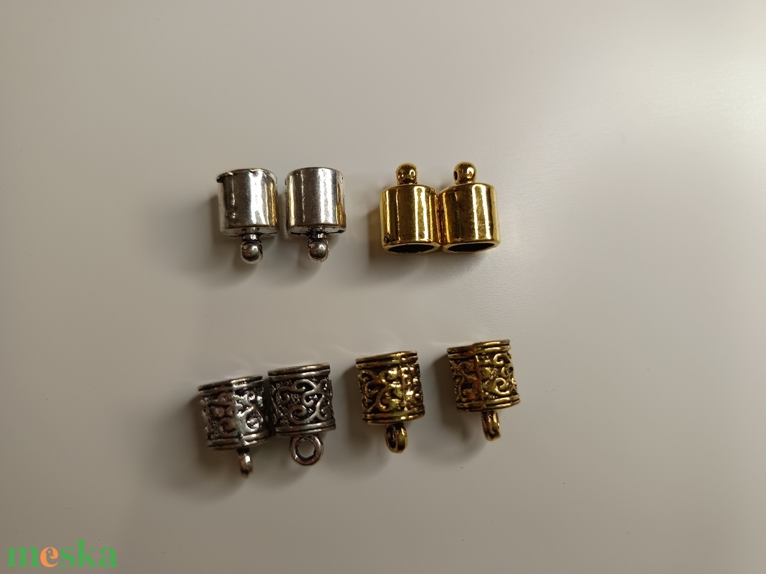 Egyedi medálos lószőr karkötő  - ékszer - karkötő - fonott karkötő - Meska.hu