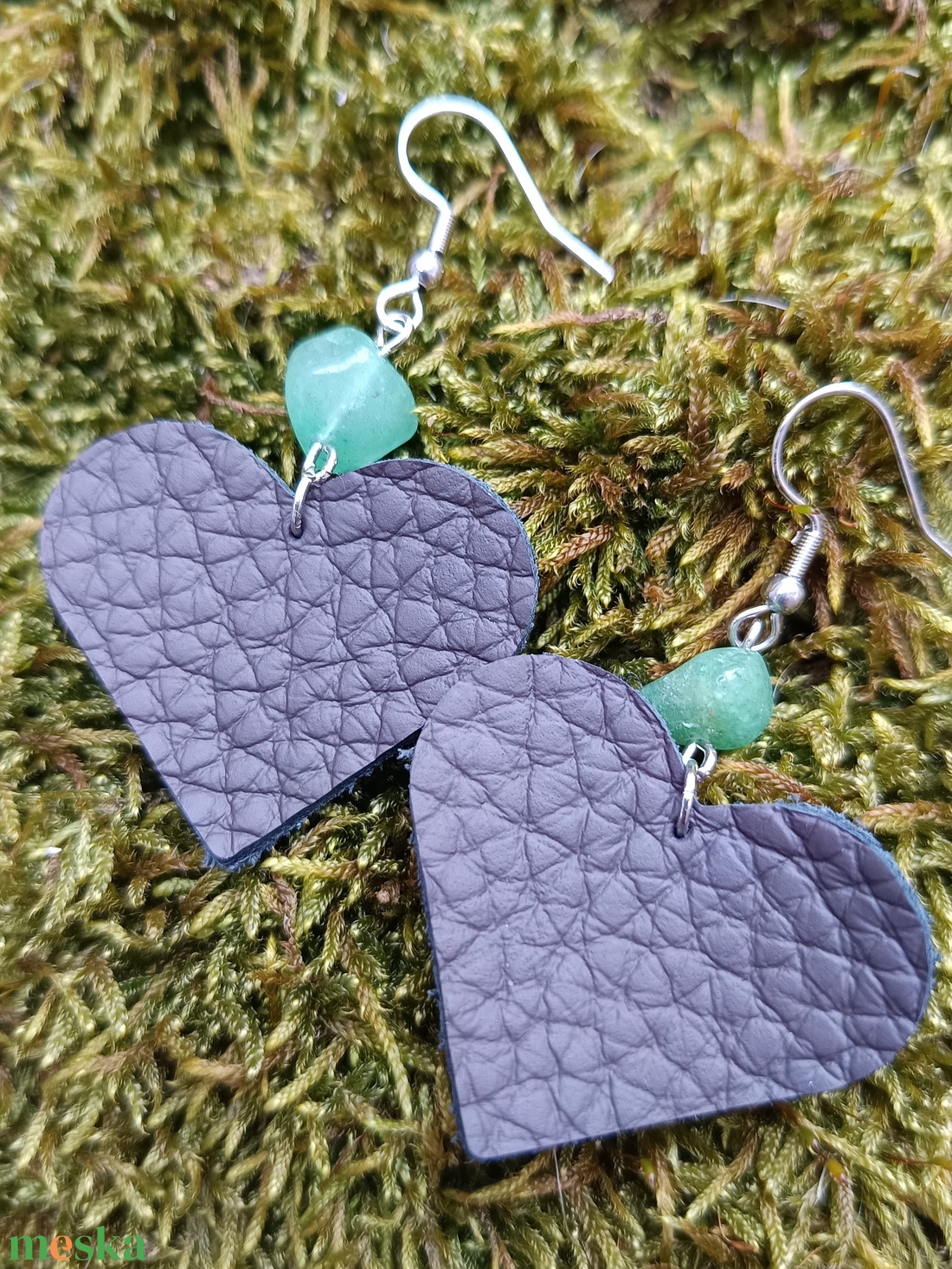 Szív alakú bőr fülbevaló - ékszer - fülbevaló - lógó fülbevaló - Meska.hu