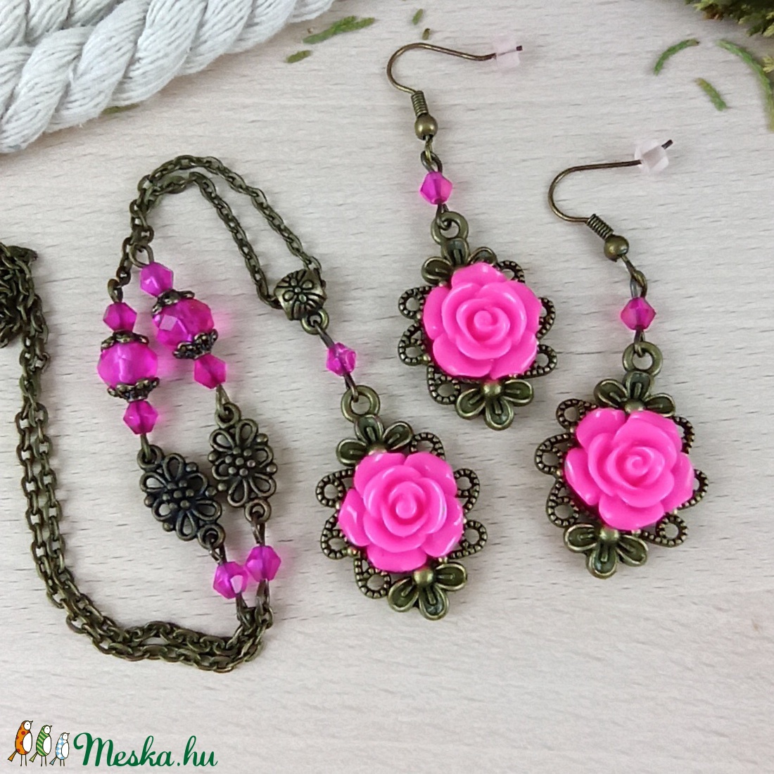 #50 pink rózsás antik bronz szett nyaklánc fülbevaló esküvő alkalmi koszorúslány örömanya menyasszony násznagy - ékszer - ékszerszett - Meska.hu #50 pink rózsás antik bronz szett nyaklánc fülbevaló esküvő alkalmi koszorúslány örömanya menyasszony násznagy - ékszer - ékszerszett - Meska.hu
