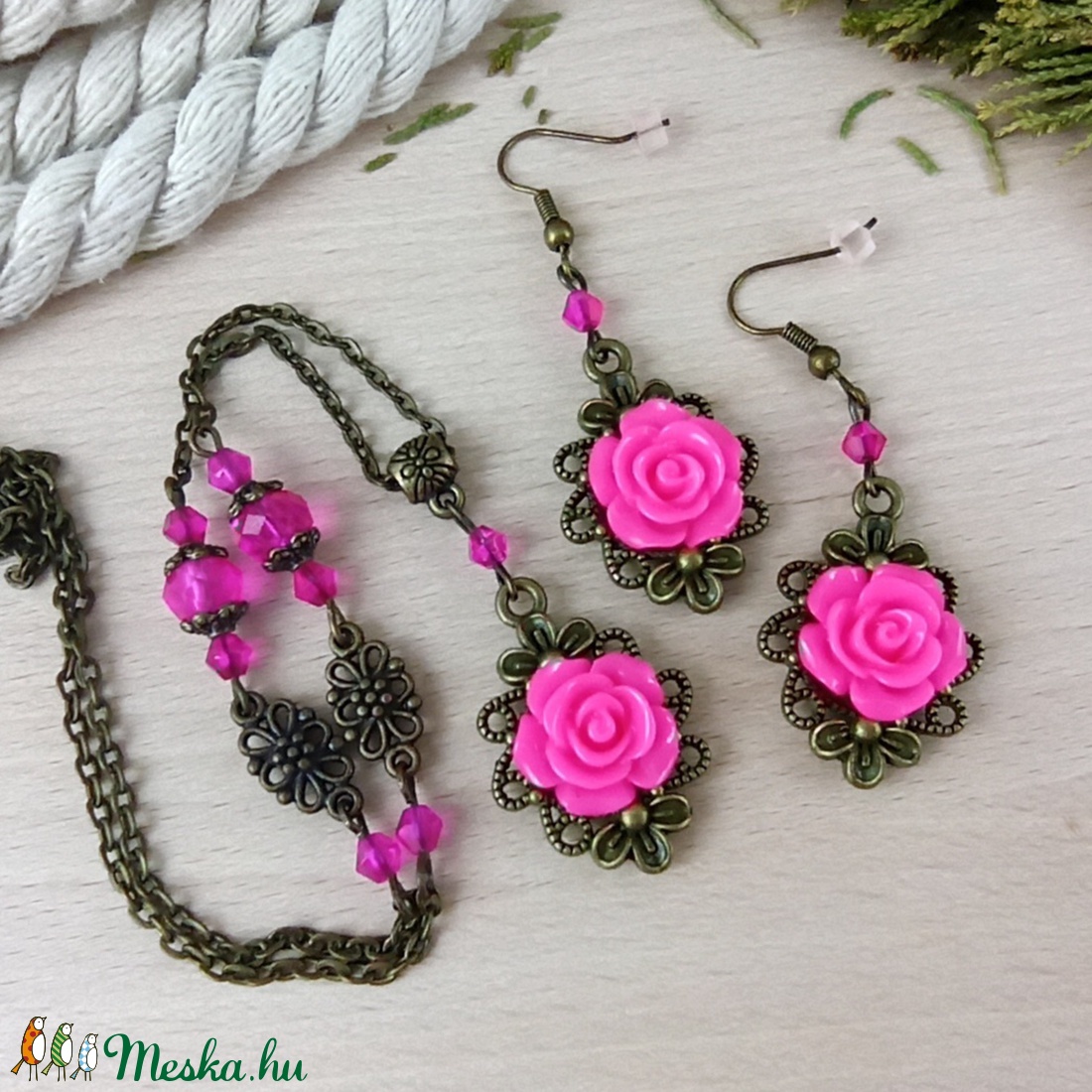 #50 pink rózsás antik bronz szett nyaklánc fülbevaló esküvő alkalmi koszorúslány örömanya menyasszony násznagy - ékszer - ékszerszett - Meska.hu #50 pink rózsás antik bronz szett nyaklánc fülbevaló esküvő alkalmi koszorúslány örömanya menyasszony násznagy - ékszer - ékszerszett - Meska.hu
