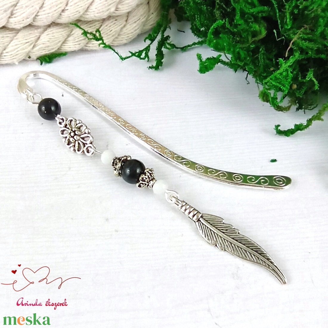 Fekete toll penna medálos könyvjelző anyák napja ballagás évzáró pedagógus karácsony szülinap névnap  - könyv & zene - könyvjelző - Meska.hu