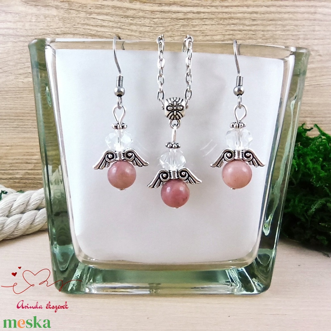 Pink rodonit ásvány angyal nyaklánc fülbevaló szett karácsonyi ajándék ötlet nőnek lánynak - ékszer - ékszerszett - Meska.hu Pink rodonit ásvány angyal nyaklánc fülbevaló szett karácsonyi ajándék ötlet nőnek lánynak - ékszer - ékszerszett - Meska.hu