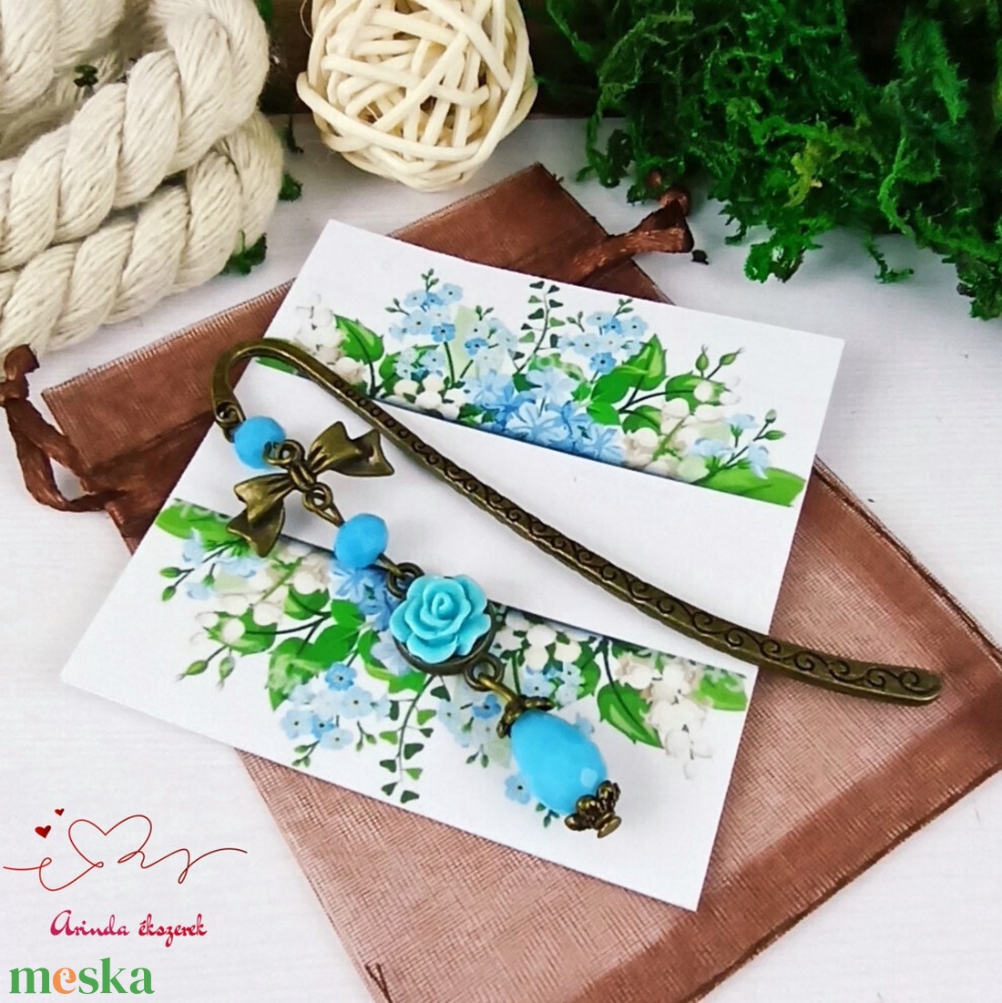 Kék rózsa könyvjelző egyedi ajándék ballagásra évzáróra pedagógusnak születésnapra névnapra nőnek lánynak  - könyv & zene - könyvjelző - Meska.hu