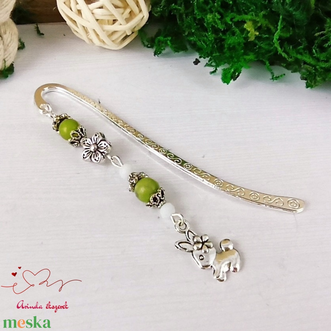 Zöld nyuszi könyvjelző egyedi ajándék ballagásra évzáróra pedagógusnak születésnapra névnapra nőnek lánynak  - könyv & zene - könyvjelző - Meska.hu