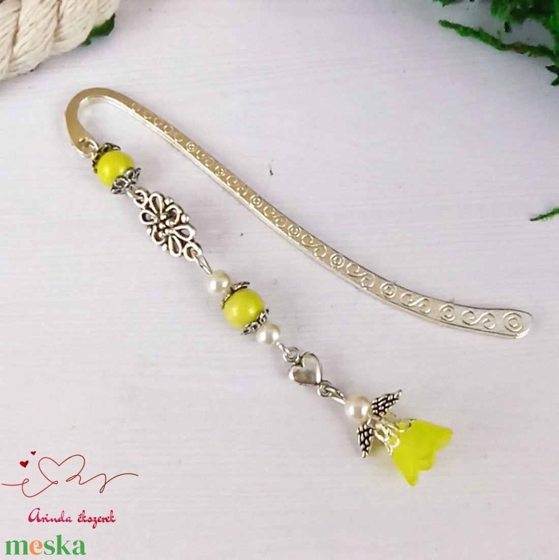 Sárga frosted angyalka könyvjelző egyedi ajándék ballagásra évzáróra pedagógusnak születésnapra névnapra nőnek lánynak  - könyv & zene - könyvjelző - Meska.hu