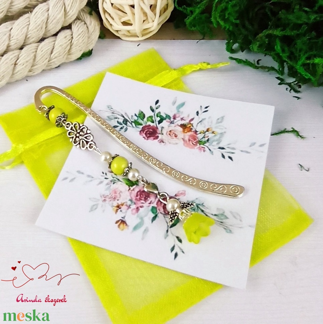 Sárga frosted angyalka könyvjelző egyedi ajándék ballagásra évzáróra pedagógusnak születésnapra névnapra nőnek lánynak  - könyv & zene - könyvjelző - Meska.hu