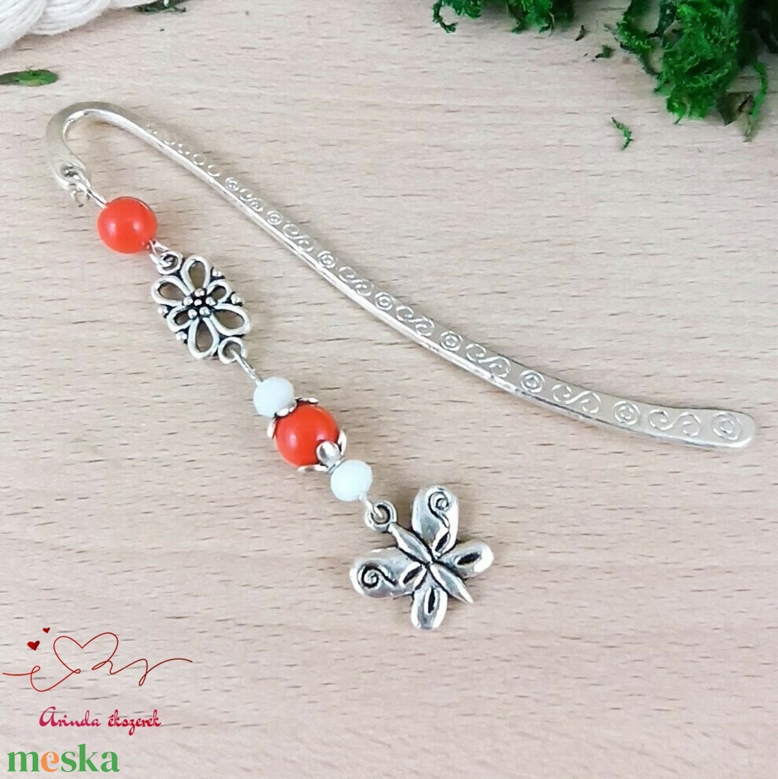 Piros pillangó könyvjelző egyedi ajándék ballagásra évzáróra pedagógusnak születésnapra névnapra nőnek lánynak  - könyv & zene - könyvjelző - Meska.hu