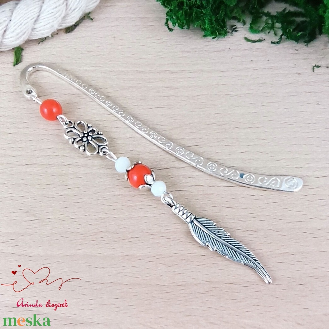 Piros toll könyvjelző egyedi ajándék ballagásra évzáróra pedagógusnak születésnapra névnapra nőnek lánynak  - könyv & zene - könyvjelző - Meska.hu