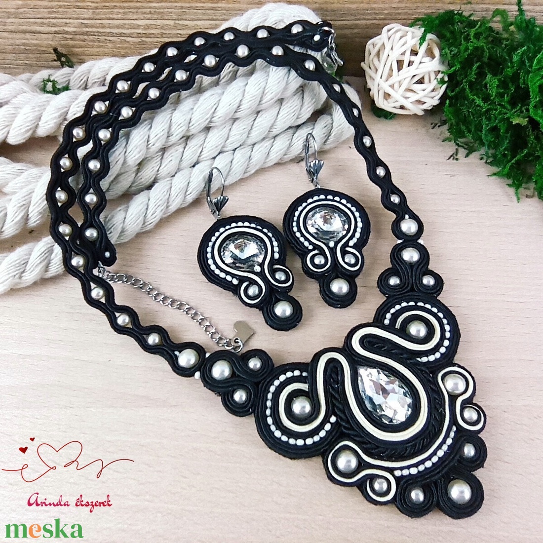 Fekete-krém elegancia esküvői ékszer sujtás nyaklánc fülbevaló szett - esküvő - ékszer - ékszerszett - Meska.hu Fekete-krém elegancia esküvői ékszer sujtás nyaklánc fülbevaló szett - esküvő - ékszer - ékszerszett - Meska.hu